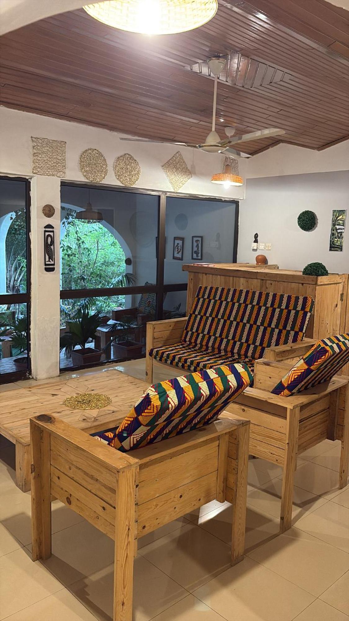 African Treasure Beach Resort Kokrobite Dış mekan fotoğraf